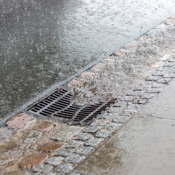 Odvod dažďovej vody na cestu Bratislava Zemné Výškové